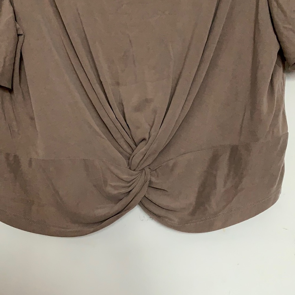 Top - Picture 4 of 5